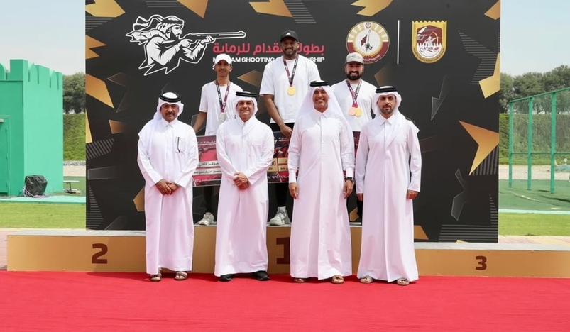 Deputy Prime Minister and Minister of Defense Crowns Winners at Conclusion of Meqdam Shooting